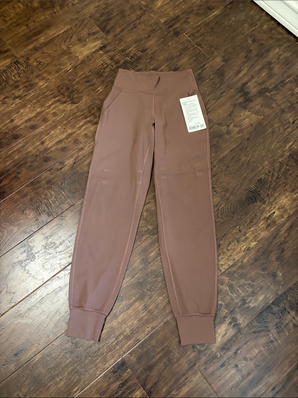 Lululemon align HR ' High-Waist Jogger Bottoms in Mauve